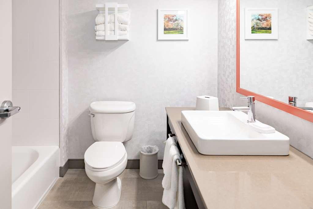Hampton Inn And Suites Newark Airport Elizabeth Habitación foto